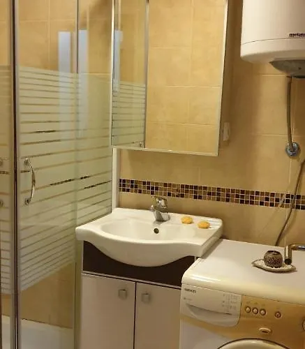 Nikola- 4 Zvezdice Minimalno 3 Nocenja Za Rezervaciju